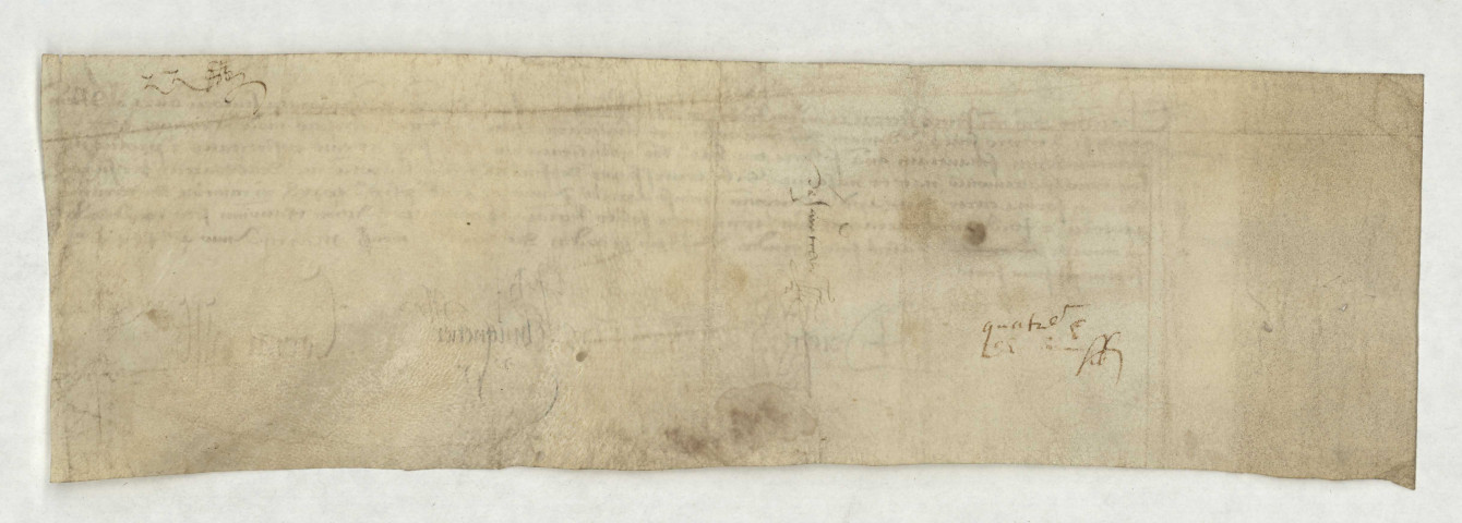 Reçu en date du 9 mars 1477 d'une somme de cinquante écus d'or, donné à Jean du Mesnil, en paiement des frais dus pour ses lettres d'anoblissement.