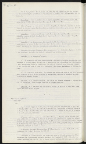 Finances, emprunt de 59 840 F auprès de la caisse des dépôts et consignations pour travaux d'aménagement d'un terrain de football dans le quartier de Perseigne. Allocation scolaire, 1966-1967.