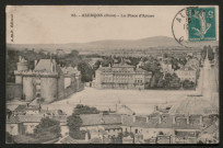 Alençon (Orne), La Place d'Armes, carte postale ancienne noir et blanc n°25, A.M.F. éditeur, (Date d'utilisation : 12 février 1912), (14x9), AMA, 2 exemplaires.