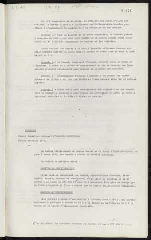 Finances, emprunt de 43 000 F auprès de la C.A.E.C.L. pour acquisition d'un tractopelle pour le service des cimetières. Finances, centre social et culturel d'Alençon Courteille, budget primitif 1970.