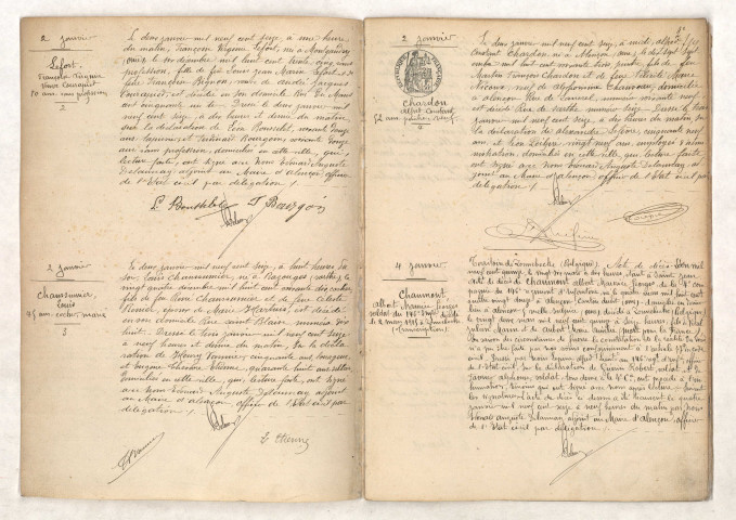 Registre des actes de décès (31 décembre 1915-31 décembre 1916).