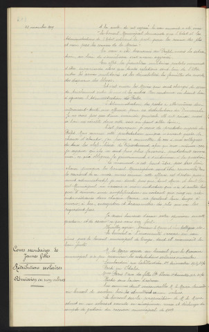 Conseil municipal de troupes, communication d'un vœu demandant que l'état et les administrations de l'état utilisent la poste pour la remise des plis et non pas des services de la Mairie. Cours secondaire de jeune filles, rétributions scolaires, Mr LOMBARDINIE, Mme PARIS admission en non valeurs