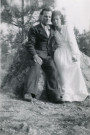 Mariage d'Annette Féron et Marcel Thoréton : photographie noir et blanc, 6 x 8.8, DR (mai 1946) (collection particulière Maryvonne Thoréton, AMA, 2018).